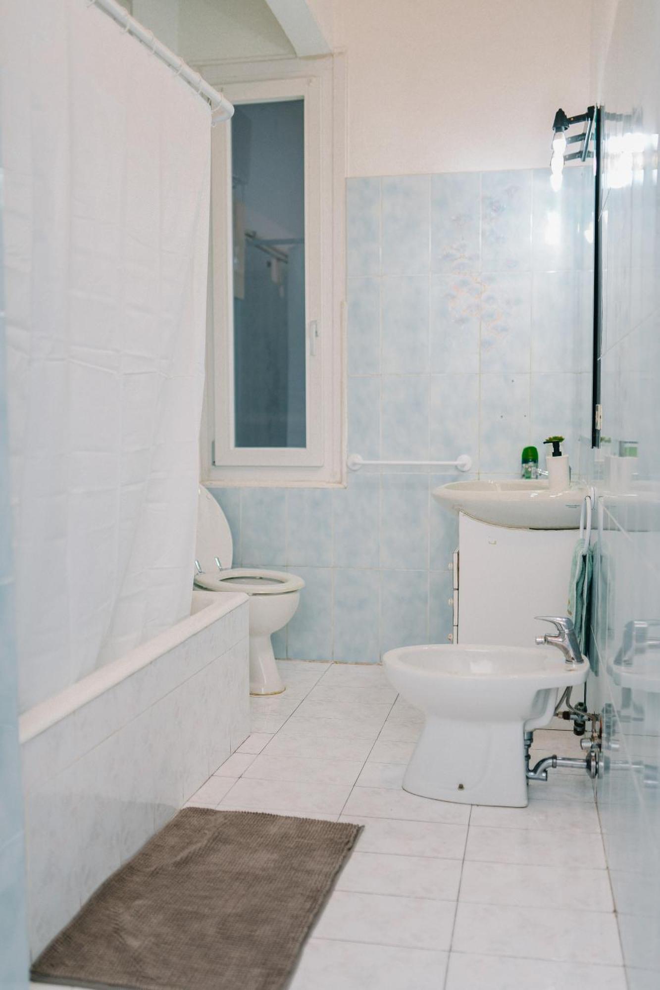 Appartement Stylish House In The Heart Of Gênes Extérieur photo